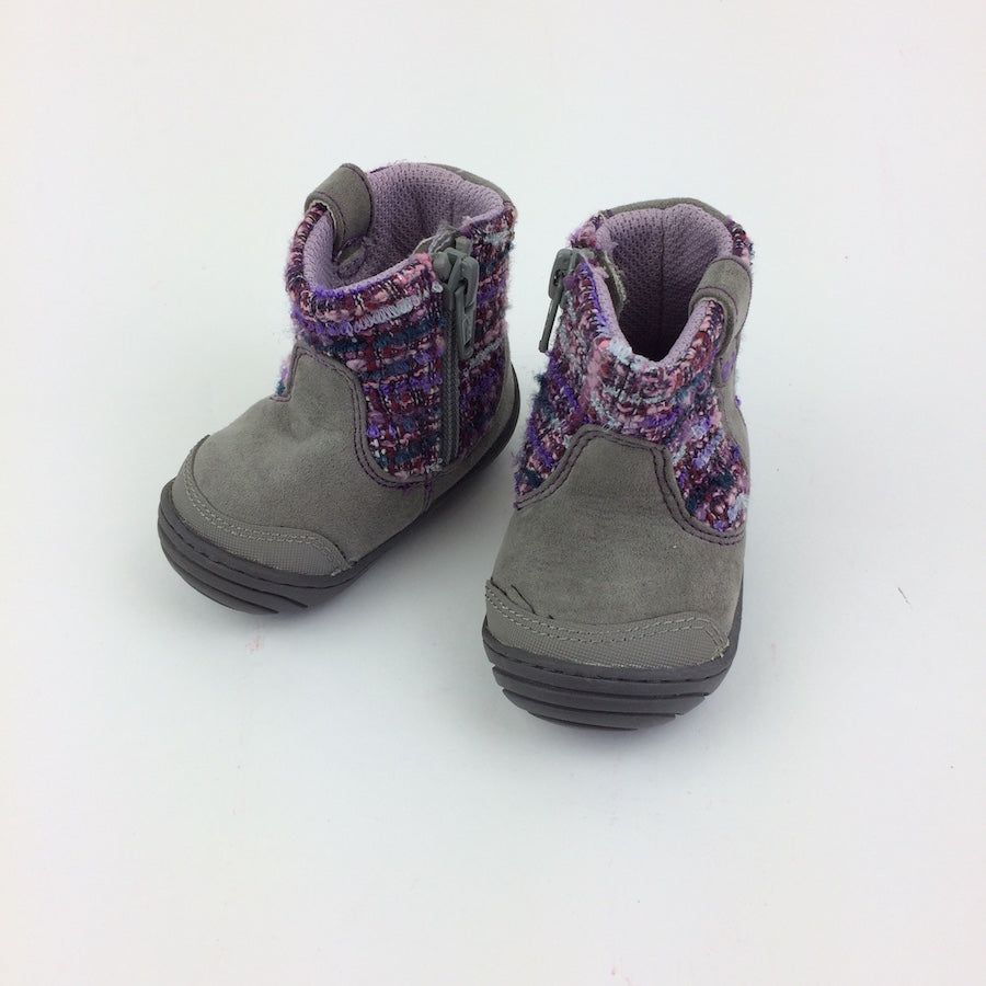Stride Rite Surprise Suede Boots Size 2 