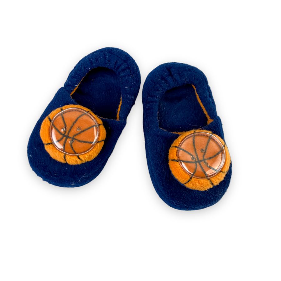 Weebok - Weebok Light - up Slippers Size 6